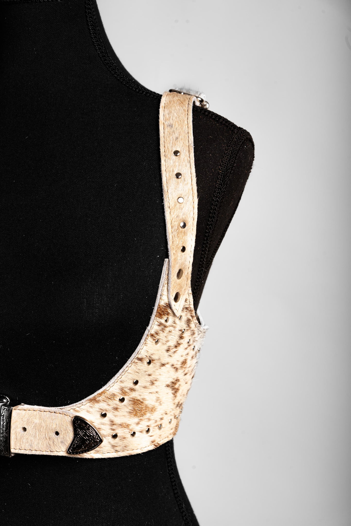 The Molly Fur Details Full Stud