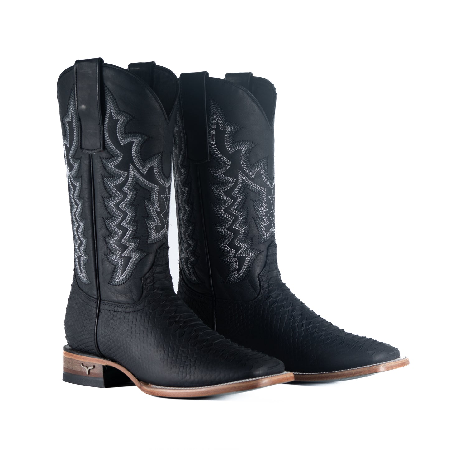 The Holsteiner Black